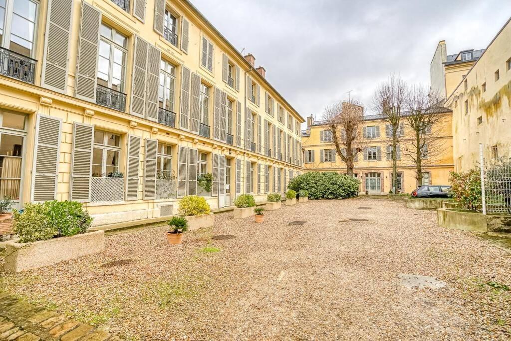 Ferienwohnung Le Richelieu Versailles Exterior foto